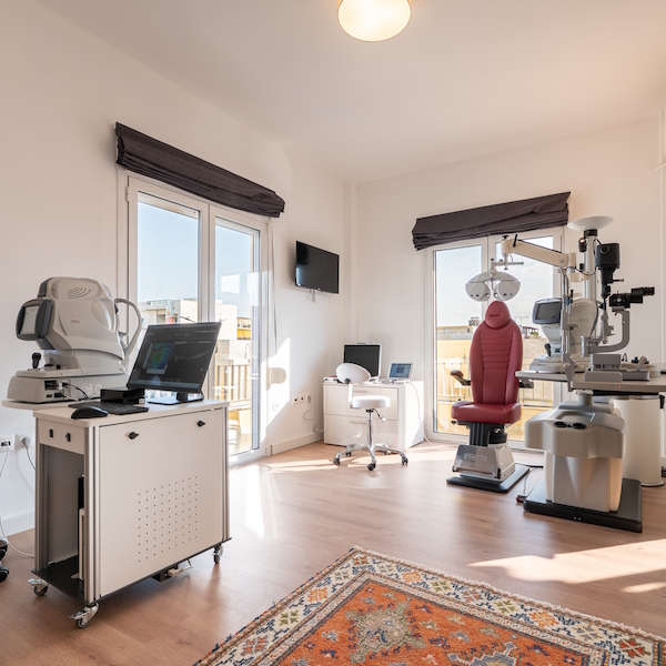 tsianta-equipment-office